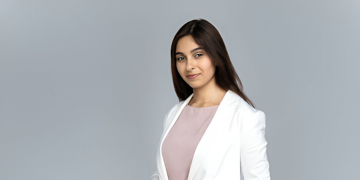 What to Wear for Professional Headshots: A Complete Guide
